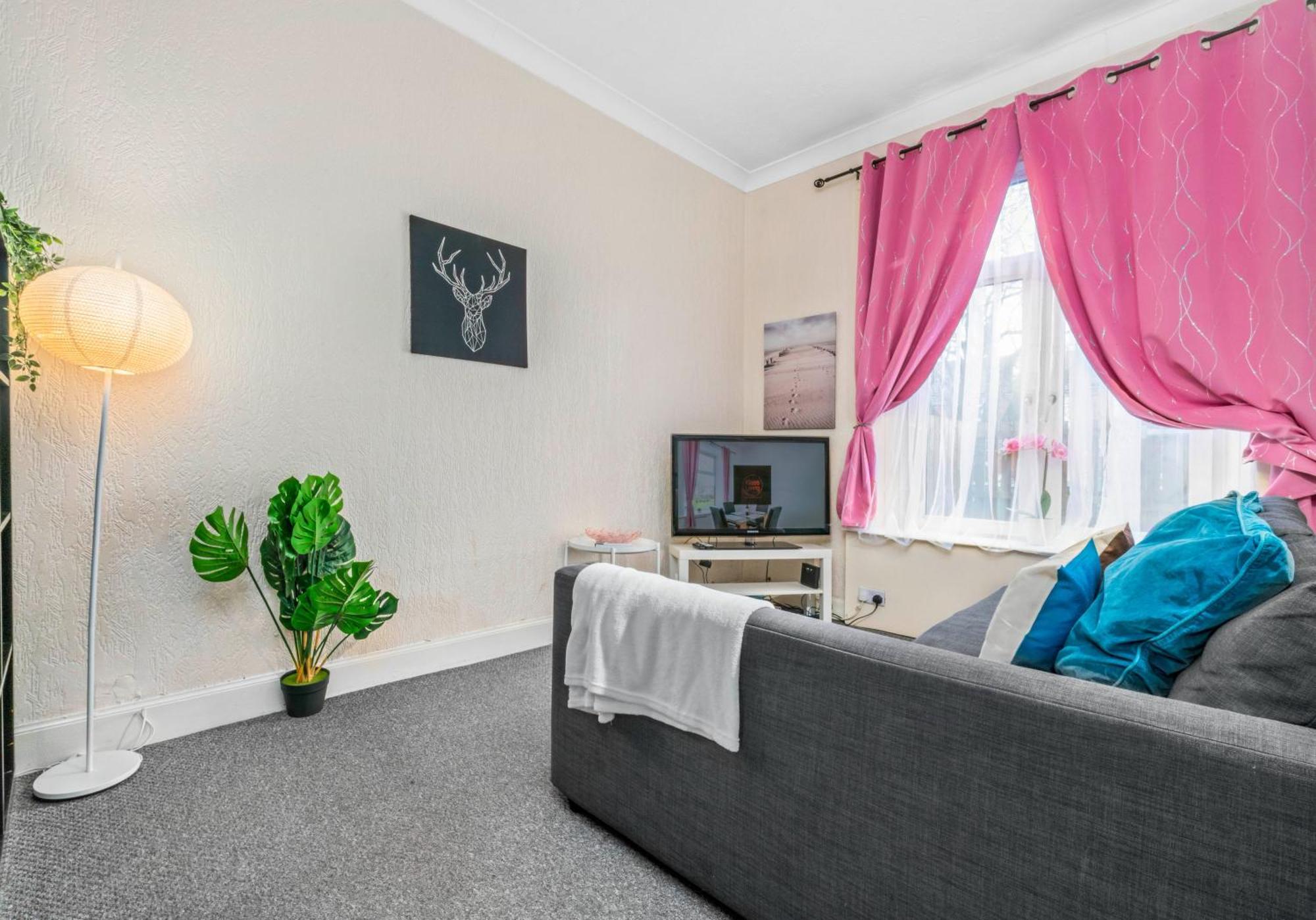 Elmbank Apartment By Klass Living Bellshill Exteriör bild