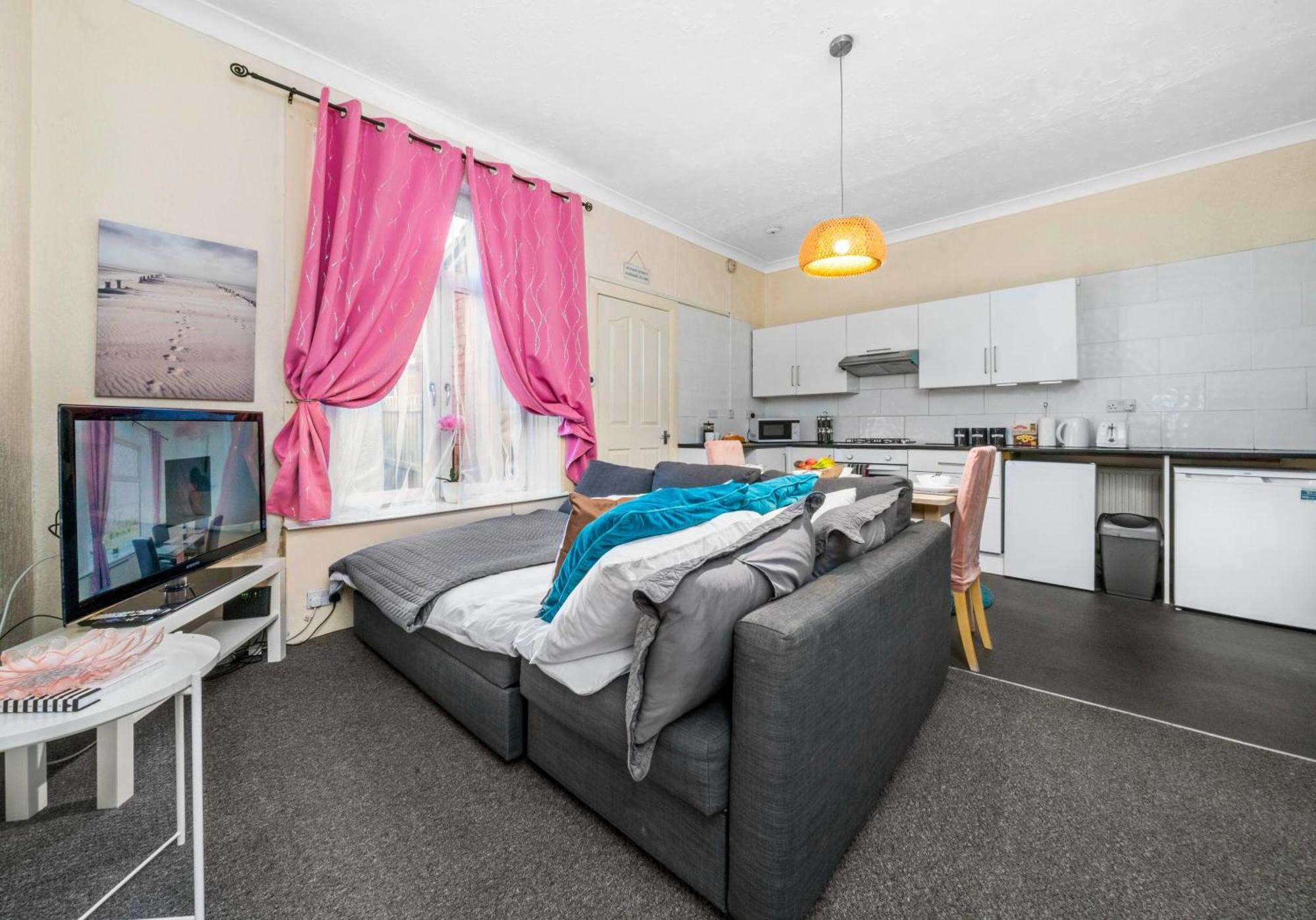 Elmbank Apartment By Klass Living Bellshill Exteriör bild